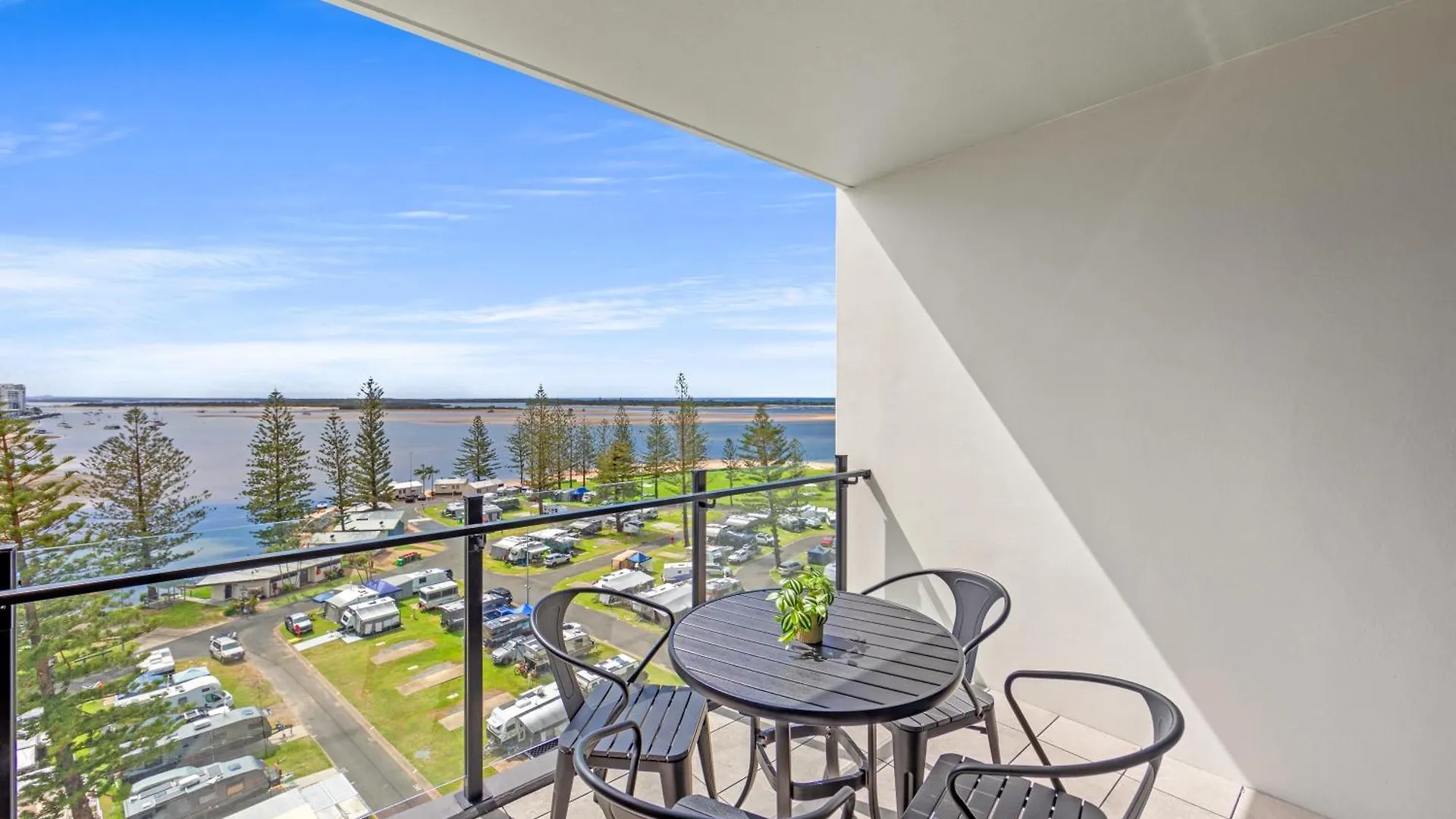 Marine Quarter Apartments By Cllix Gold Coast 0*,