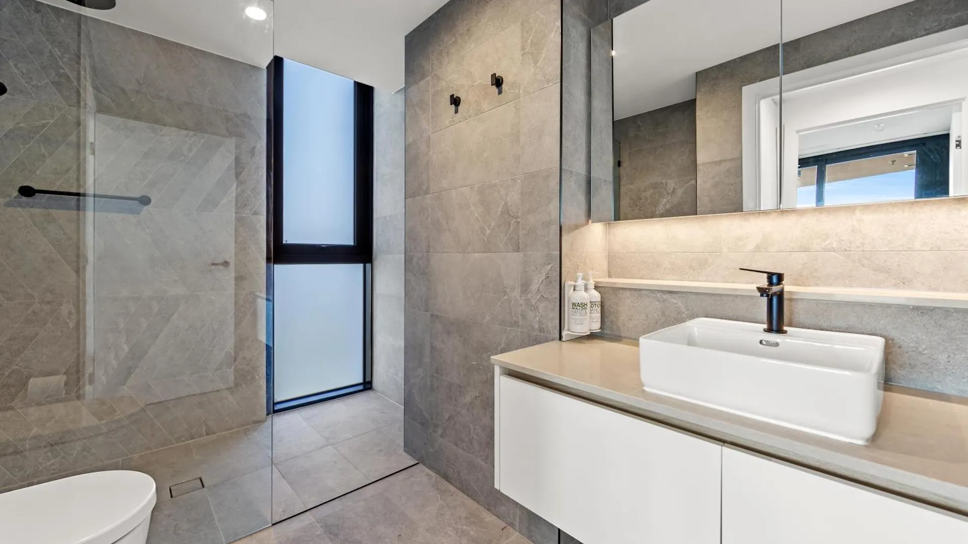 Marine Quarter Apartments By Cllix Gold Coast 0*,