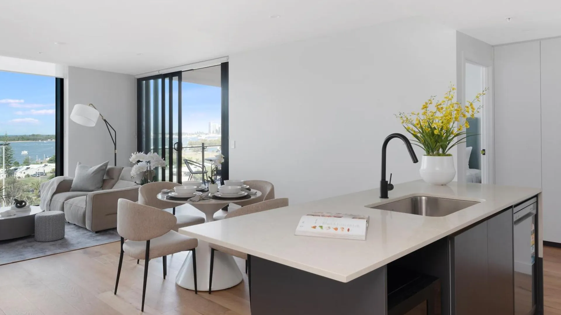 Marine Quarter Apartments By Cllix Gold Coast